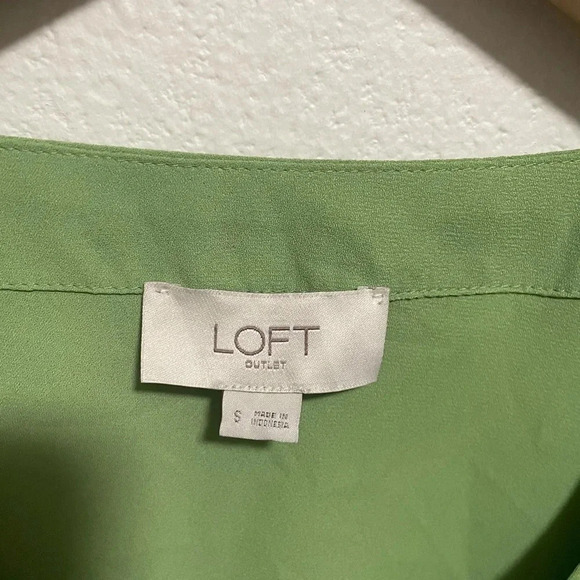 Loft wrap top blouse size Small - Picture 3 of 5